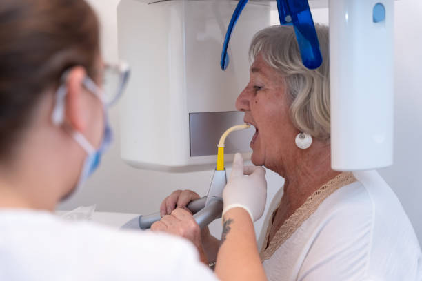 Best Holiday Emergency Dentist in Greentree, NJ